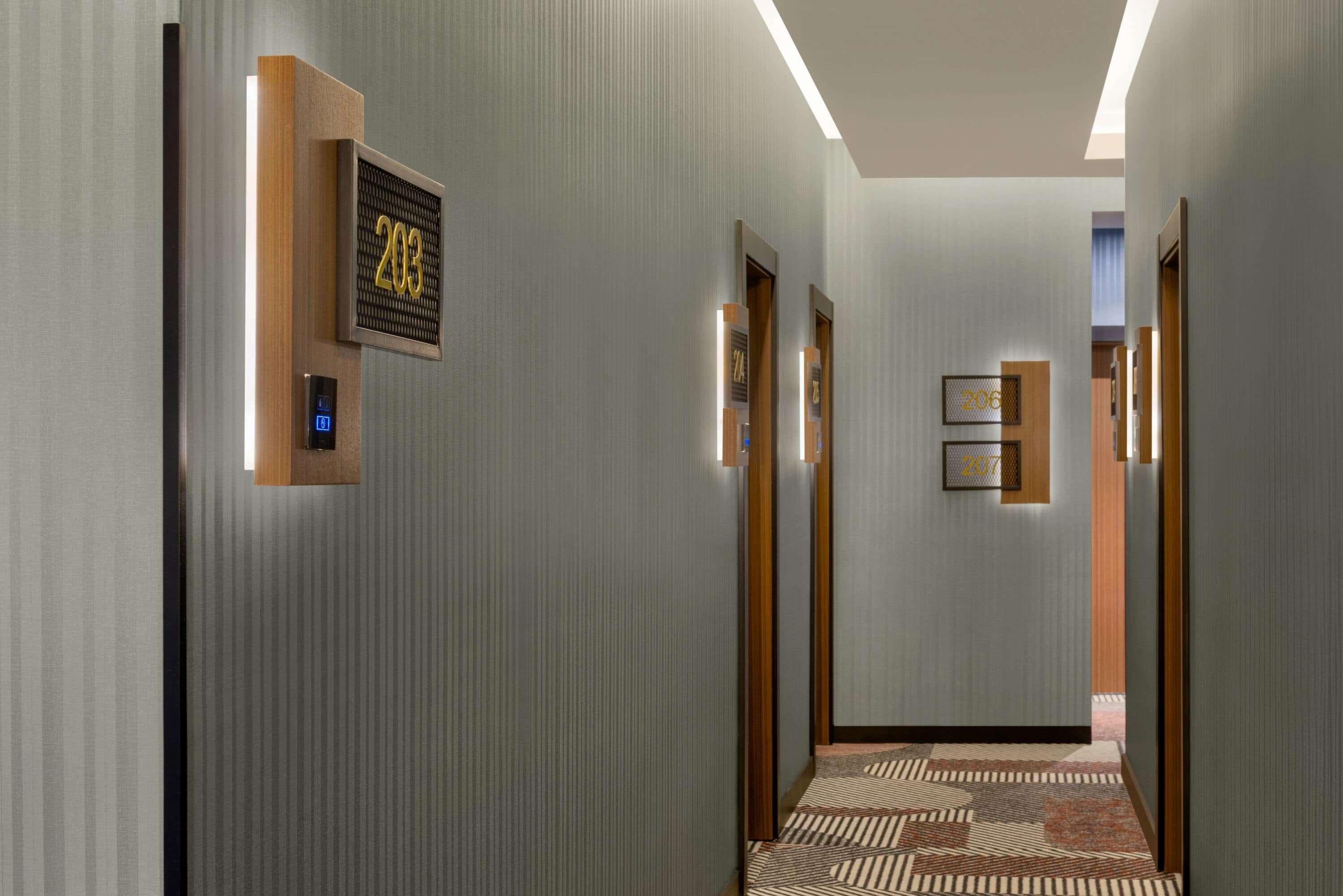 Ramada By Wyndham Budapest City Center Extérieur photo